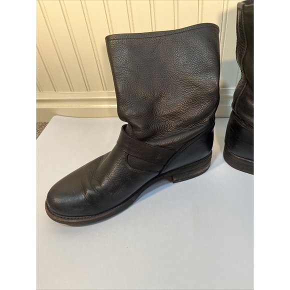 Frye Women’s Veronica Short Black Leather Buckle Moto Boot Size 8 - Picture 5 of 14